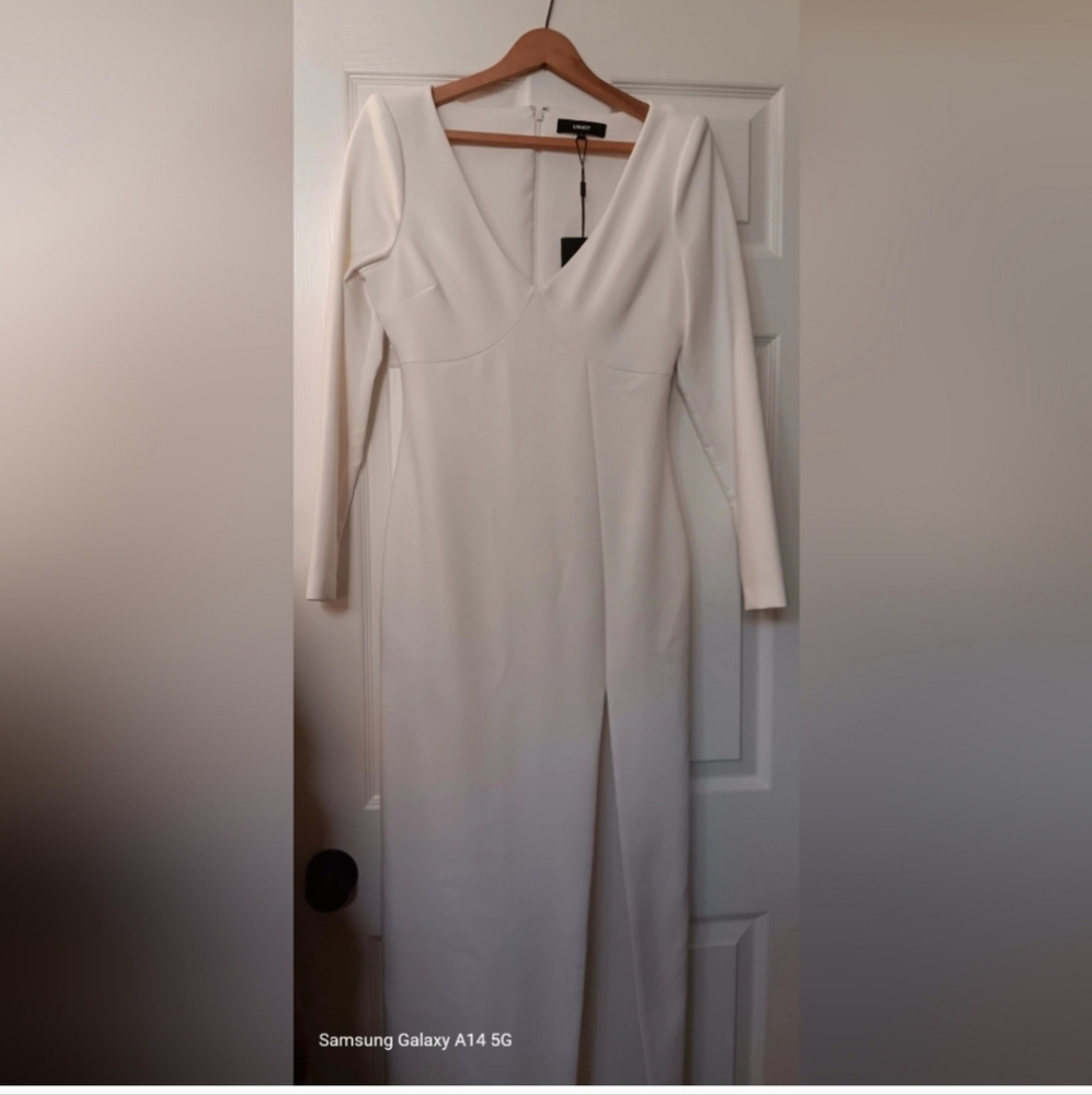 LIKELY -LEANDRA V-NECK LONG SLEEVE COLUMN GOWN W/THING-SLIT-NWT  SIZE 6 - Picture 4 of 5